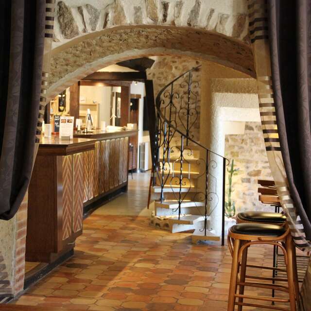 Logis Hôtel OASIS - HÔTEL ÉLÉGANCE