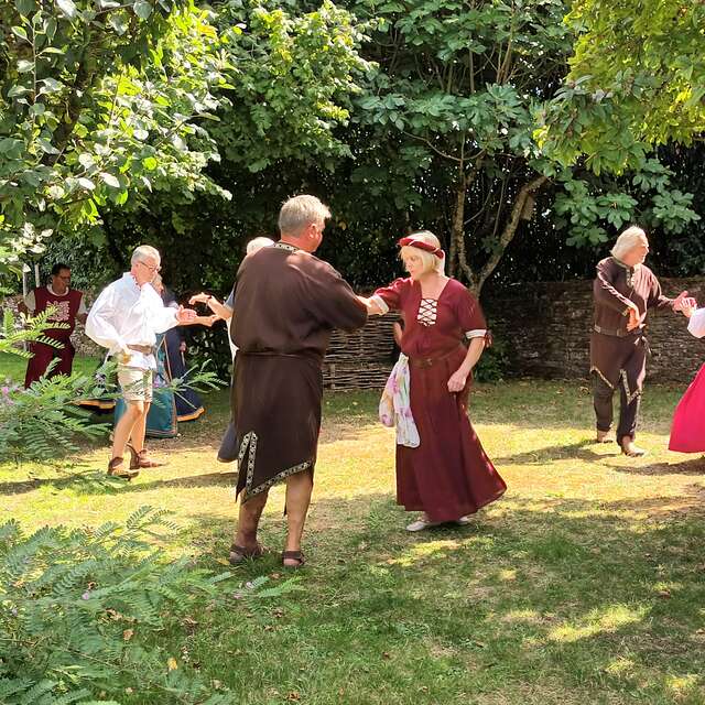DÉMONSTRATIONS DE DANSES MÉDIÉVALES
