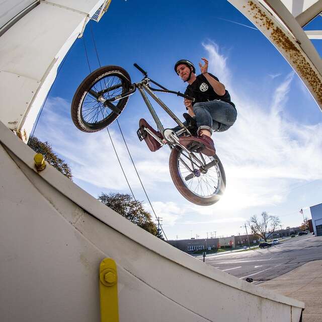 STAGE BMX