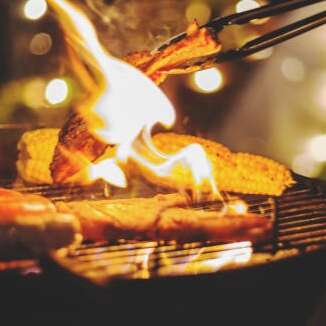 SOIREE COCHON GRILLE AU CAMPING