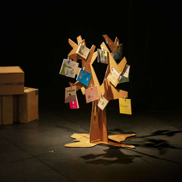 Théâtre d'Automne : "L'arbre à livres" de la Compagnie des frères Georges