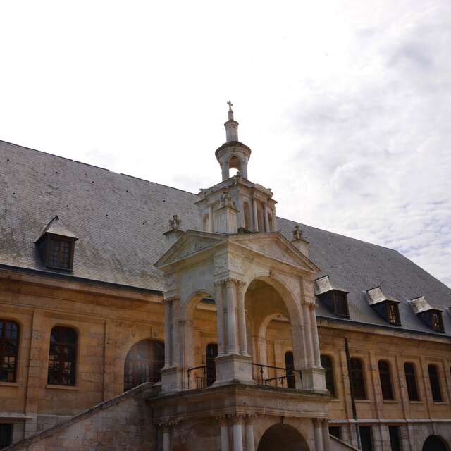 Foire à tout - Halle aux Toiles