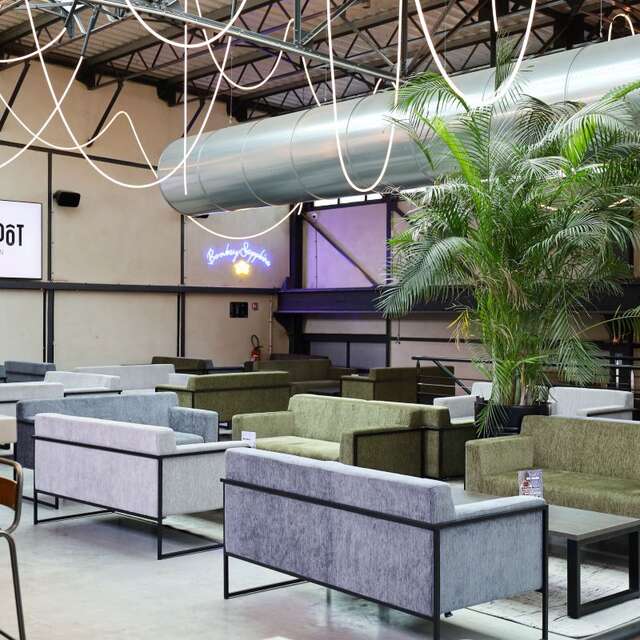 L'Entrepôt Food Hall