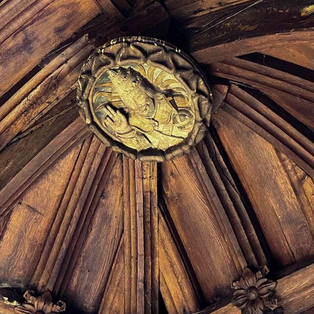 Le Porche de l'Église Saint-Sulpice