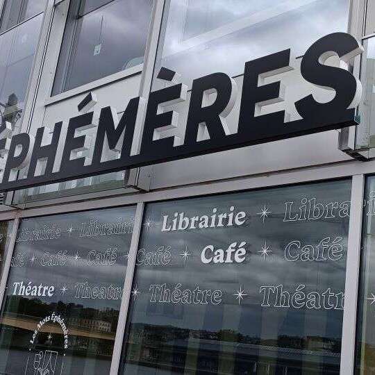Rencontres poétiques à la librairie Les Mots Ephémères