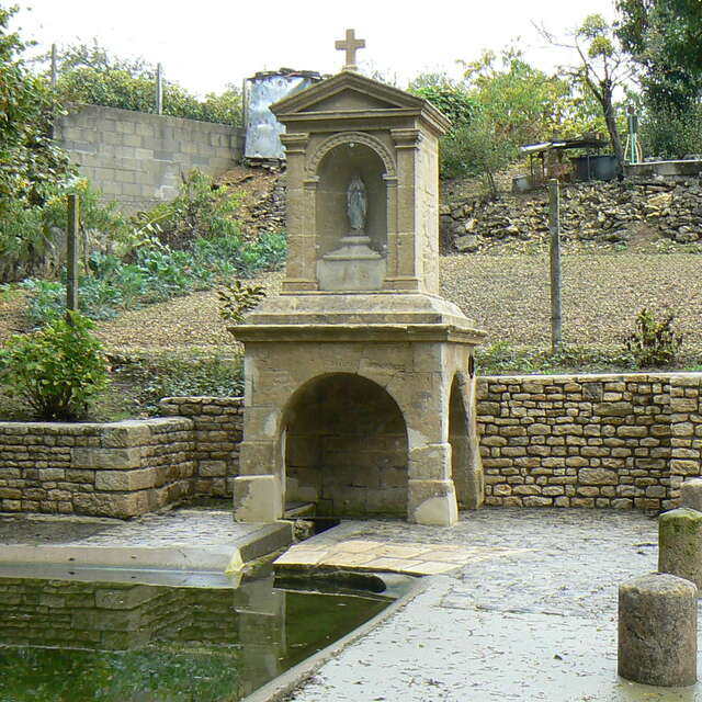 Les apéros-patrimoine du mardi !  De la fontaine à l'église Notre-Dame de Charzais