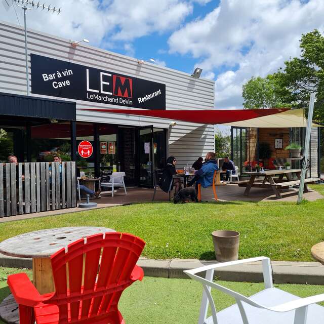 Le Marchand de Vin (Le M)