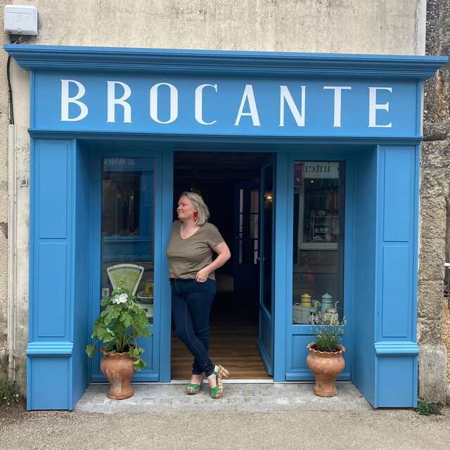 QUAND MARIE-MADELEINE CHINE - BROCANTE