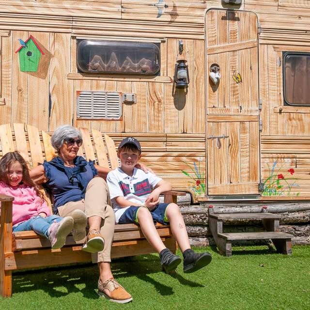 Hébergement insolite La Carabane des Tourtereaux