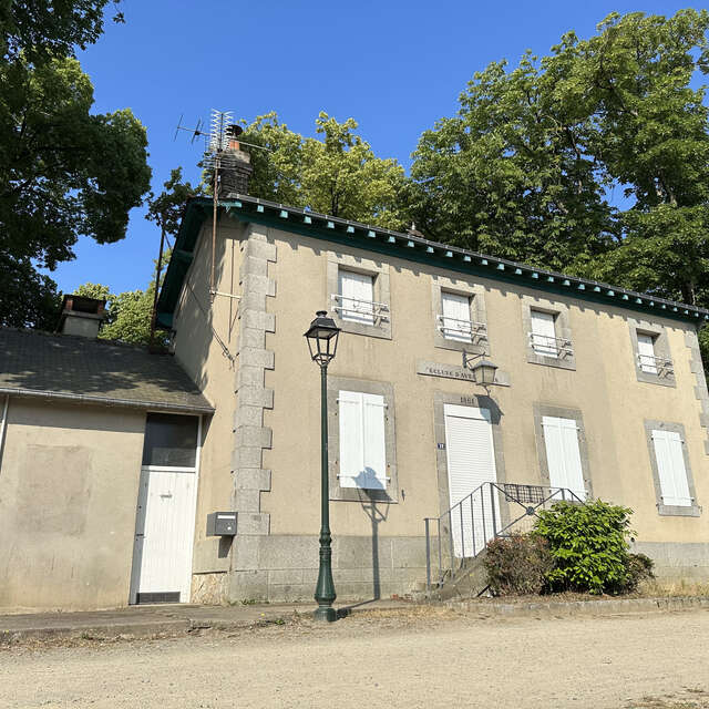 Écluse d'Avesnières