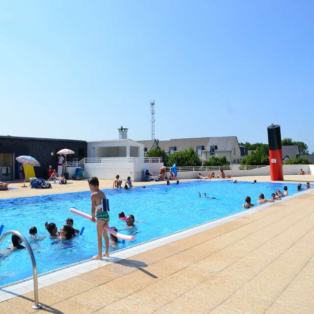 Piscine municipale de la Chartre sur le Loir