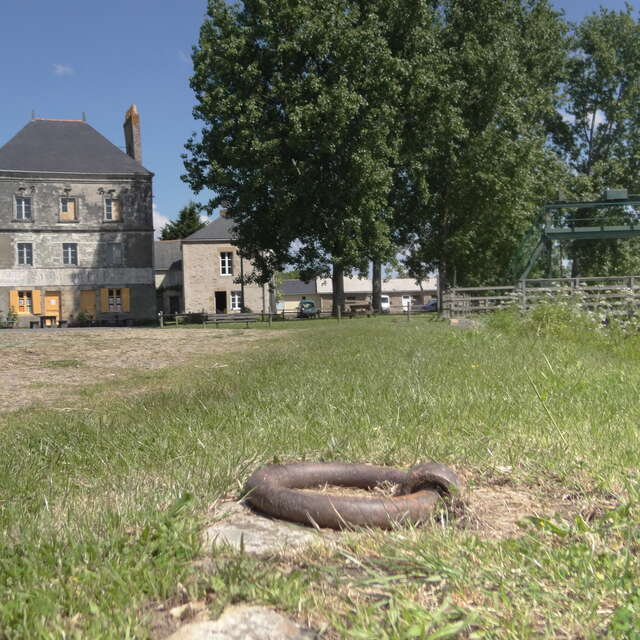LAVAU-SUR-LOIRE, ANCIEN PORT DE LOIRE