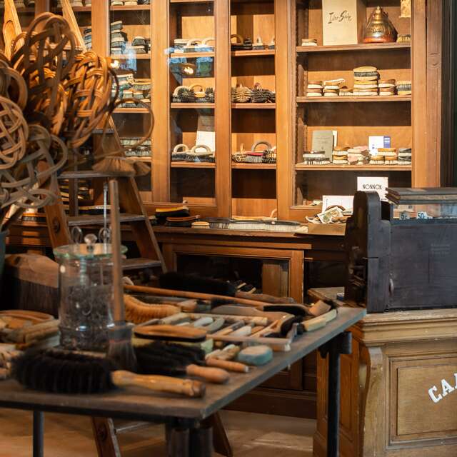 Musée de boutiques anciennes et cabinet de curiosités