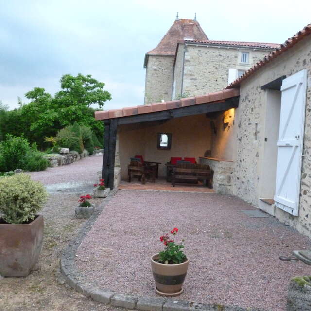 MEUBLÉ LOGIS MÉDIÉVAL