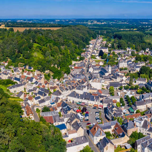 La Chartre-sur-le-Loir, labellisée Villes & villages d'accueil des véhicules d'époque