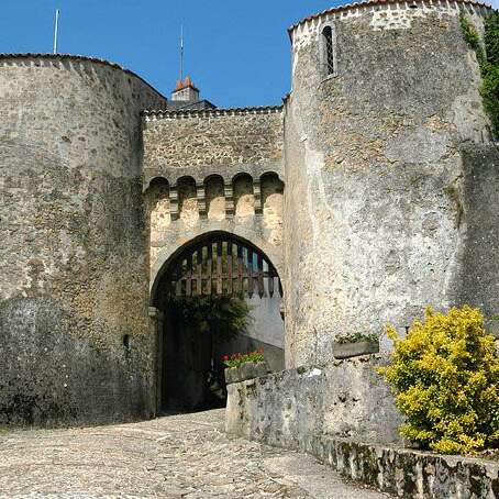 Le sentier des Pierres Blanches