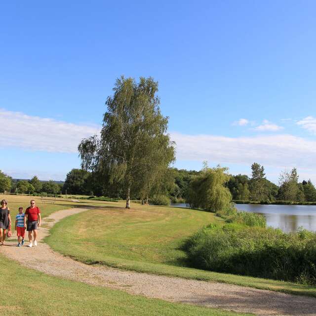 Circuit du bord de Vienne par bois et villages