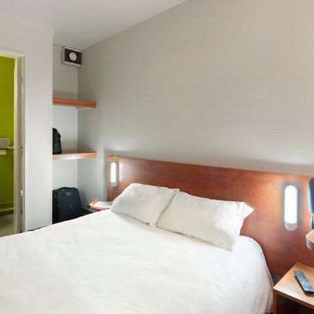 Hôtel B&B - 2