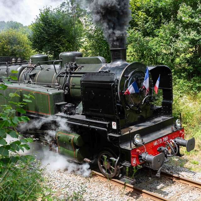 Train touristique à vapeur : Circuit de la Haute vallée de la Vienne - 05 août