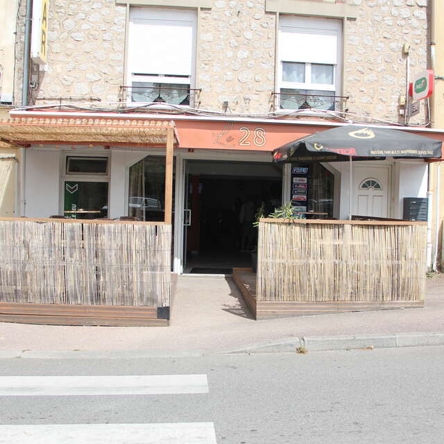 Le 28