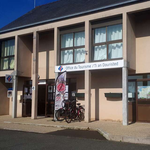 Bureau d'information touristique saisonnier de Plougrescant