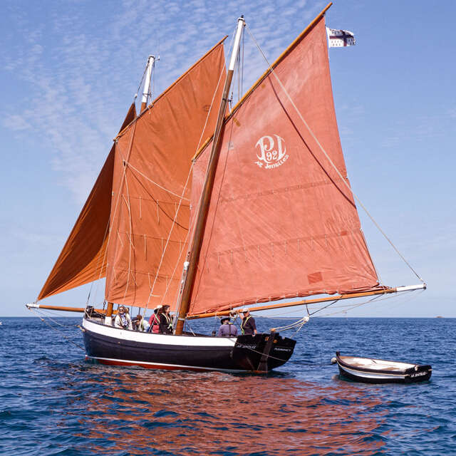 Découverte de la Côte de Granit Rose et des Sept-Îles avec l'Ar Jentilez