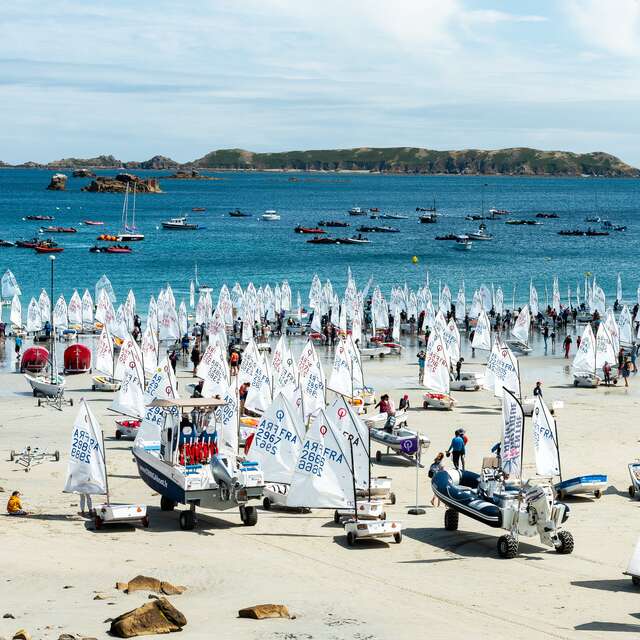 exposition photos "retour en images sur la coupe internationale d'optimist 2023"