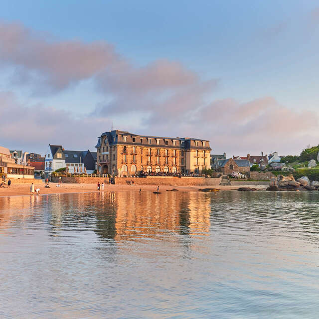 Visite guidée de l'hôtel Castel Beau Site