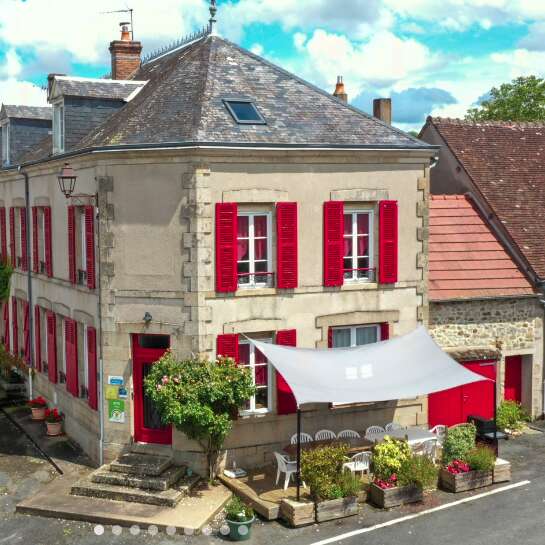 AU FIL DE L'EAU