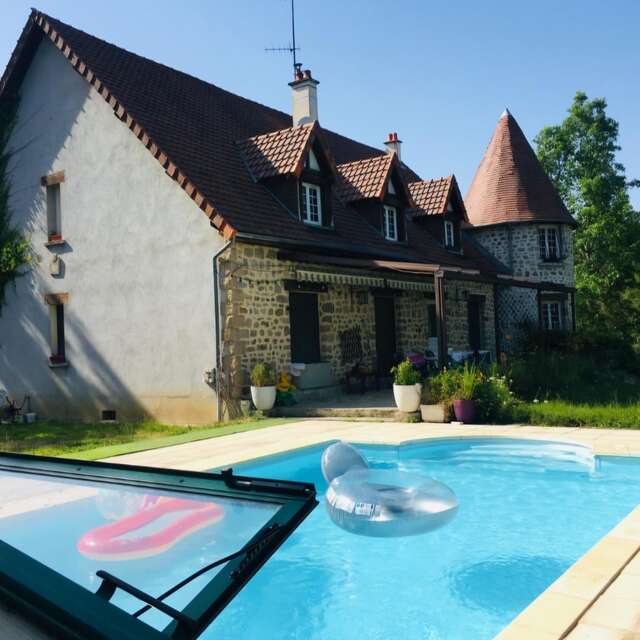 DES DAUGES