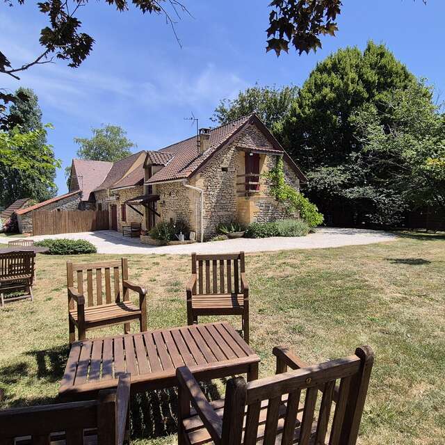 Vialard Haut piscine privée au nord de Sarlat