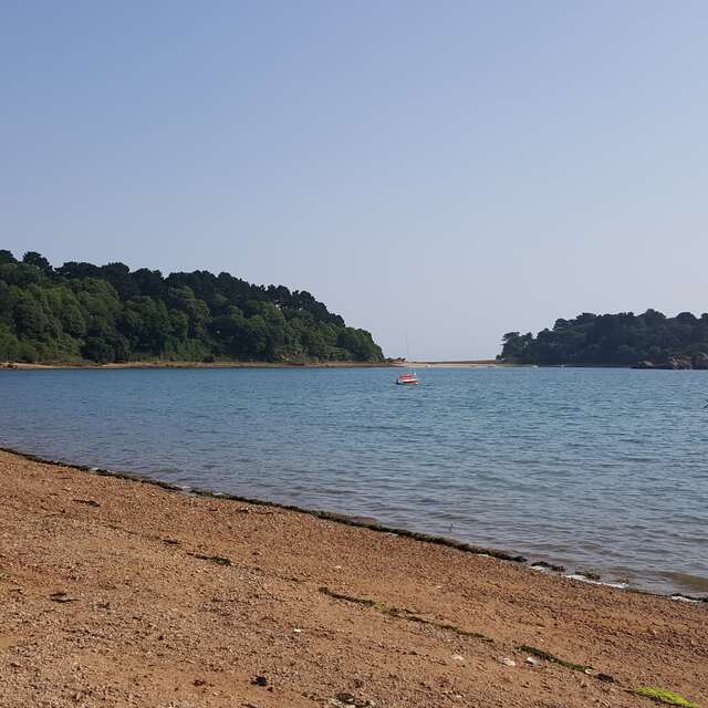 Plage de Kermouster