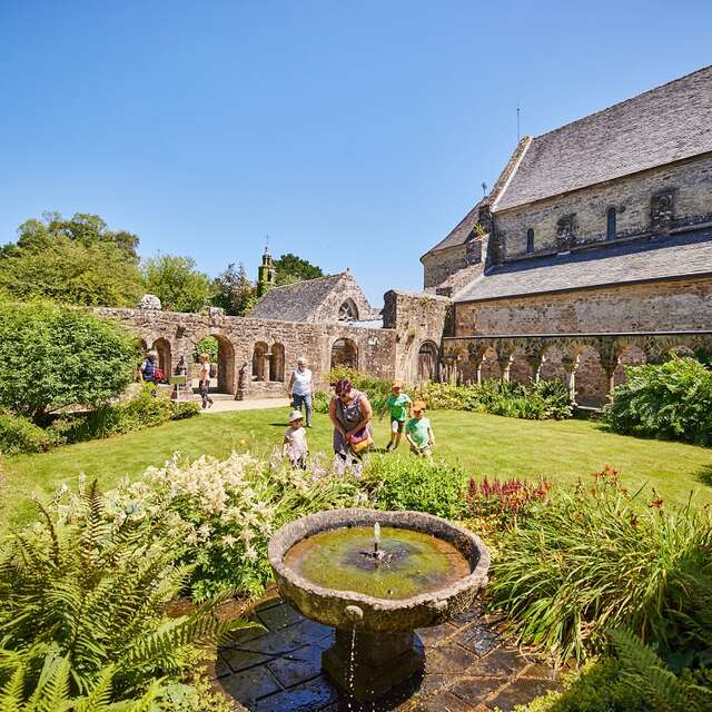 Abbaye de Daoulas - Chemins du Patrimoine en Finistère