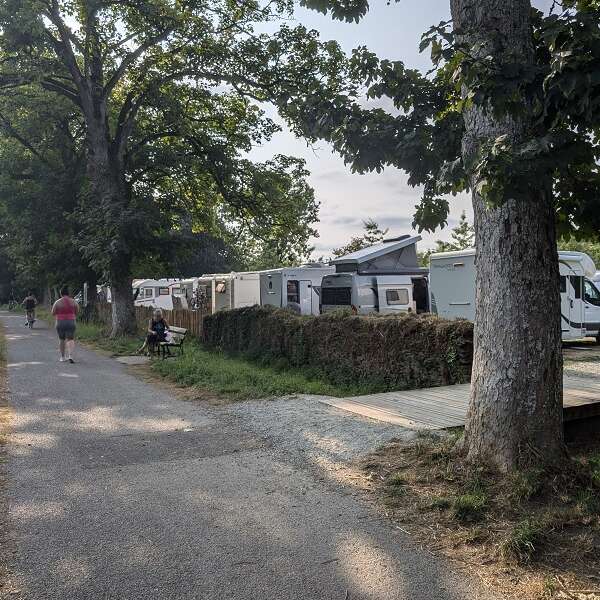 Aire de service et de stationnement - Josselin