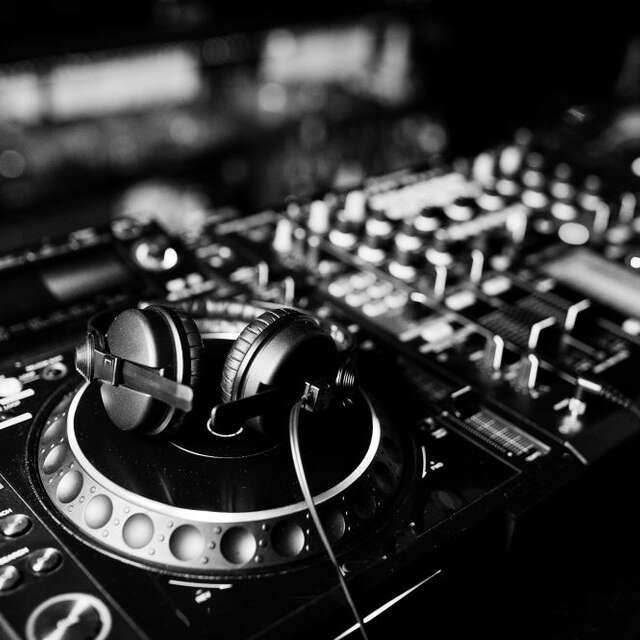 Concert - DJ OONICÉ