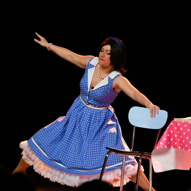 SOIS PARFAITE ET T'ES TOI - Elyse Fruttero et Lucille Brunel