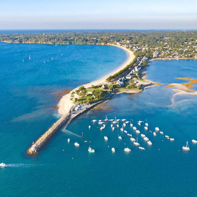 Autour de la pointe du Cap-Coz