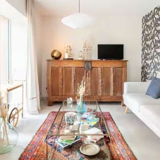 COCON EN BORD DE MER