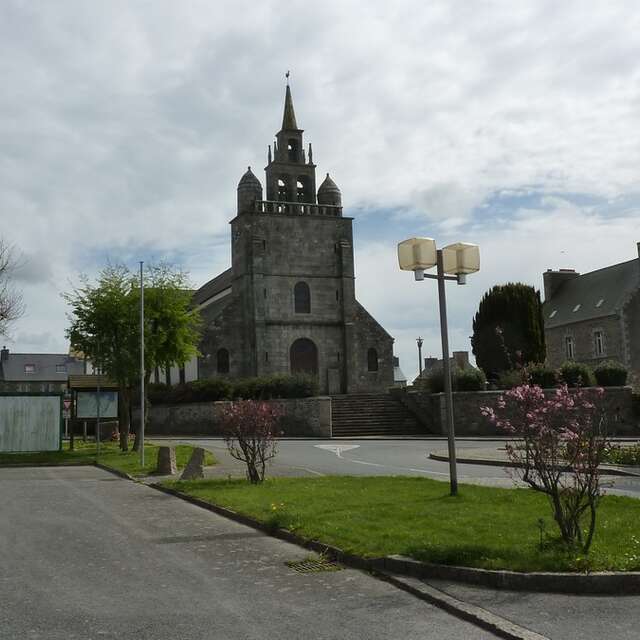 Eglise Saint Pierre de Trédarzec