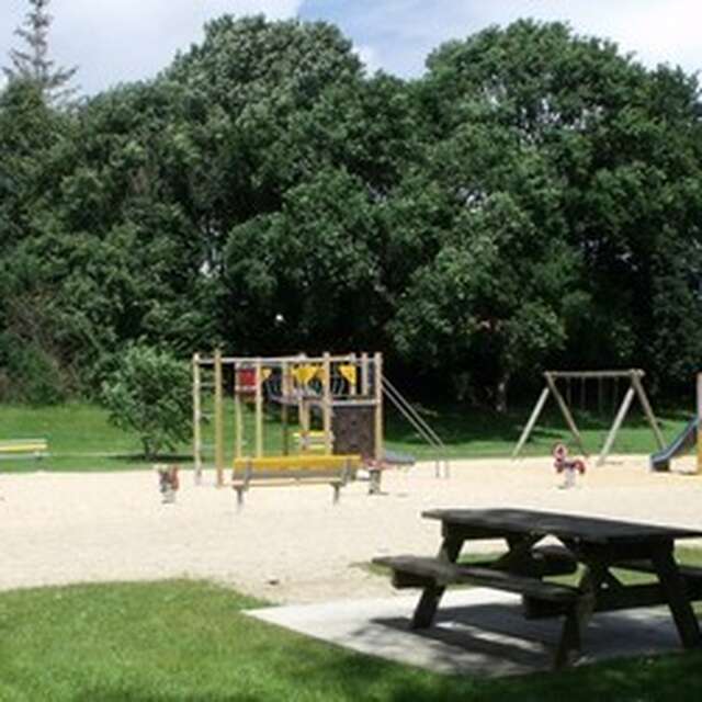 Aire du Parc des loisirs de Plouaret