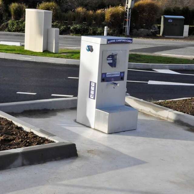 Aire de service de camping-car - Plouray