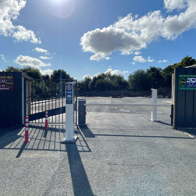 Self Armor Camping-Car