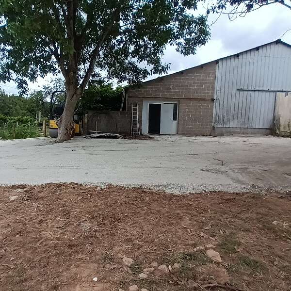 Aire de service et de stationnement - Forges de Lanouée