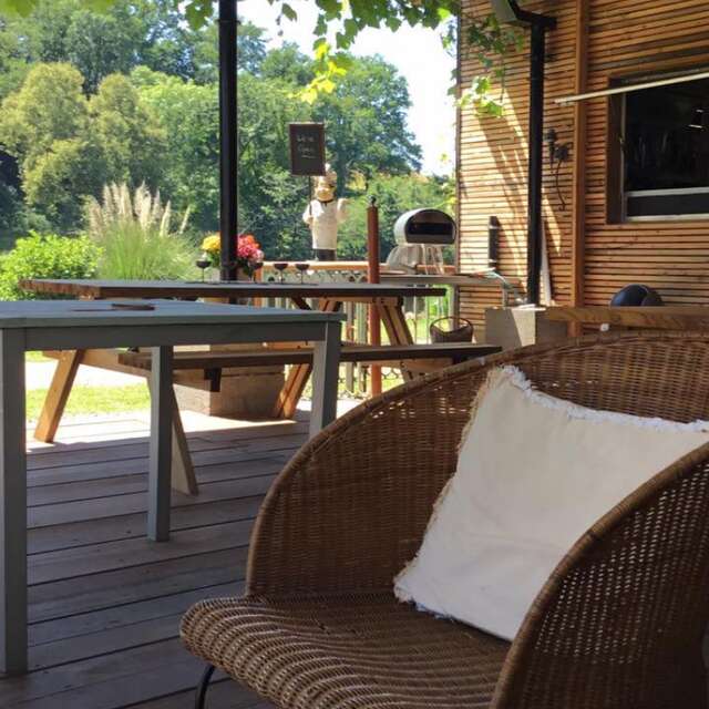 Moon River snack & bar