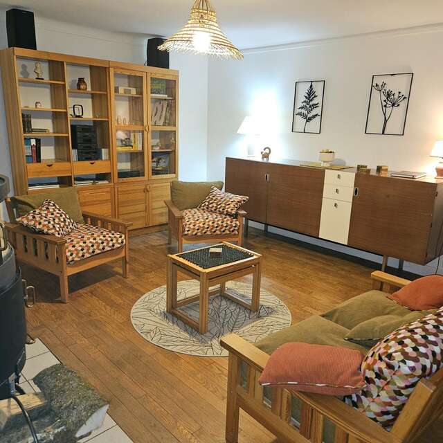 CHEZ BOB