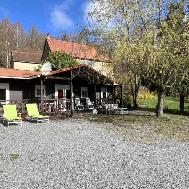 LE CHALET DES SOURCES