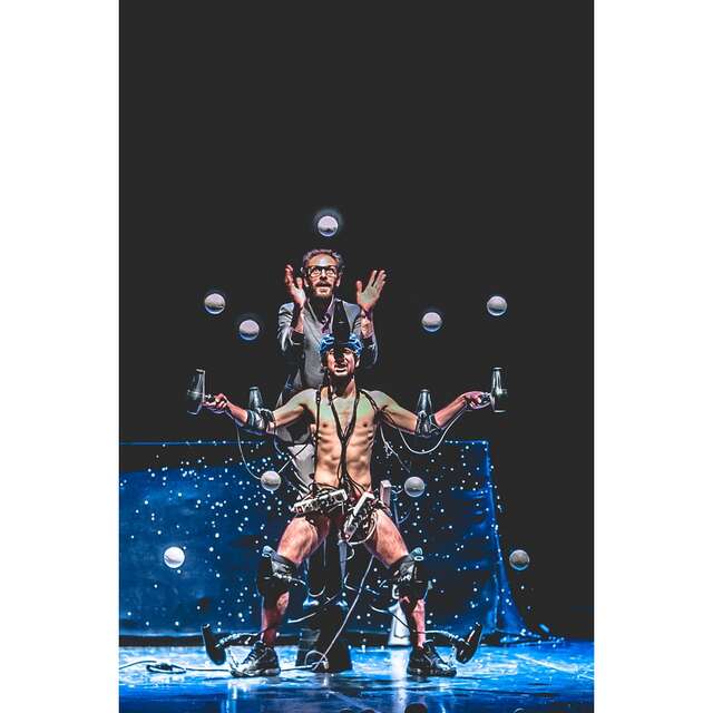 Cirque, Clown et magie nouvelle : "Opéra pour sèche-cheveux"