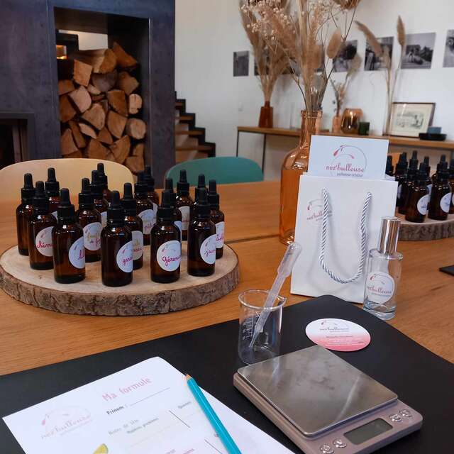 ATELIERS PREMIUM DE CRÉATION DE PARFUM
