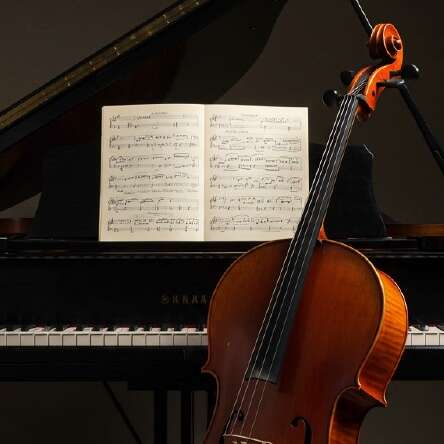 LE VIOLONCELLE À TRAVERS LES SIÈCLES - VIOLONCELLE ET PIANO