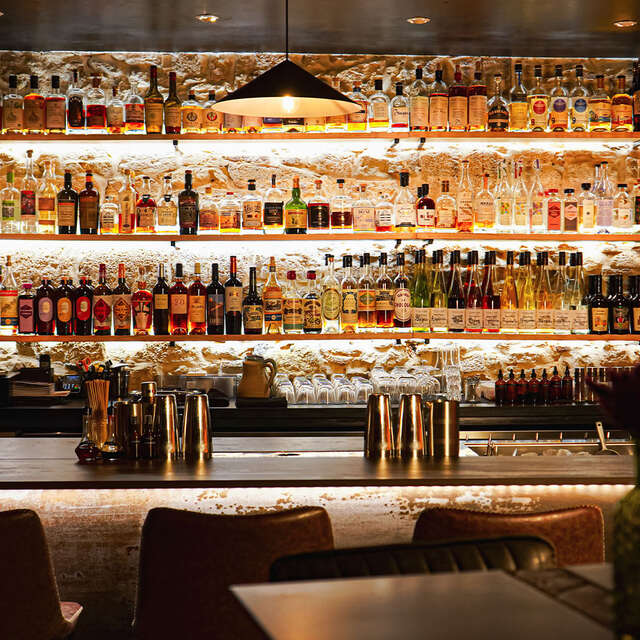 BAR LE QUATRIEME TIERS